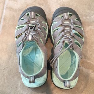 Keen sandals, size 7.5